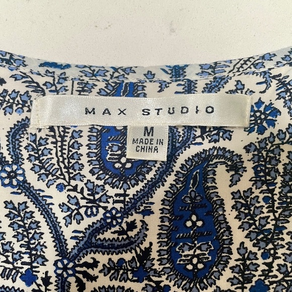 Max Studio Women’s Sleeveless Blue Paisley Design Bohemian w/Tassels Shirt SZ m - Picture 3 of 6